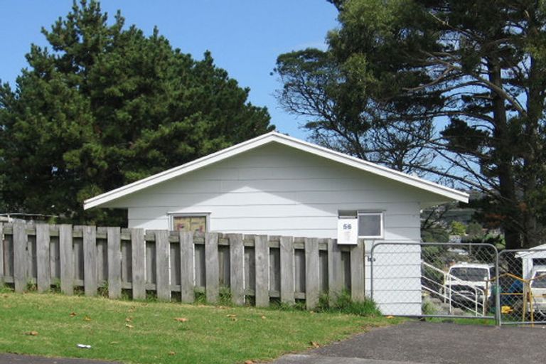 Photo of property in 56 Cedar Heights Avenue, Massey, Auckland, 0614