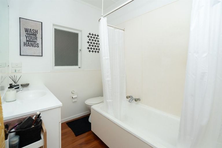 Photo of property in 14 Bolmuir Road, Forest Lake, Hamilton, 3200