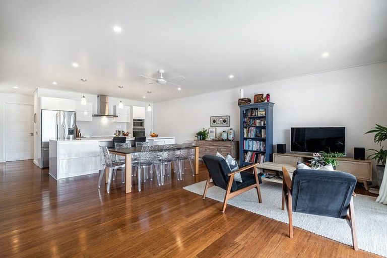 Photo of property in 3/6 The Marina, Tairua, 3508