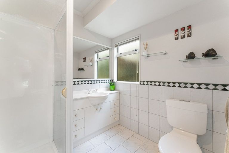 Photo of property in 11 Robinson Terrace, Rangatira Park, Taupo, 3330