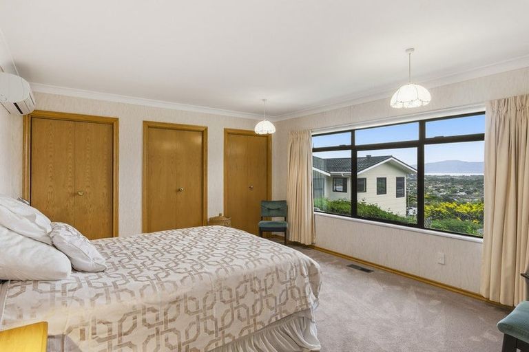 Photo of property in 51 Kotare Street, Waikanae, 5036