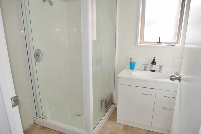 Photo of property in 5 Balgay Street, Upper Riccarton, Christchurch, 8041