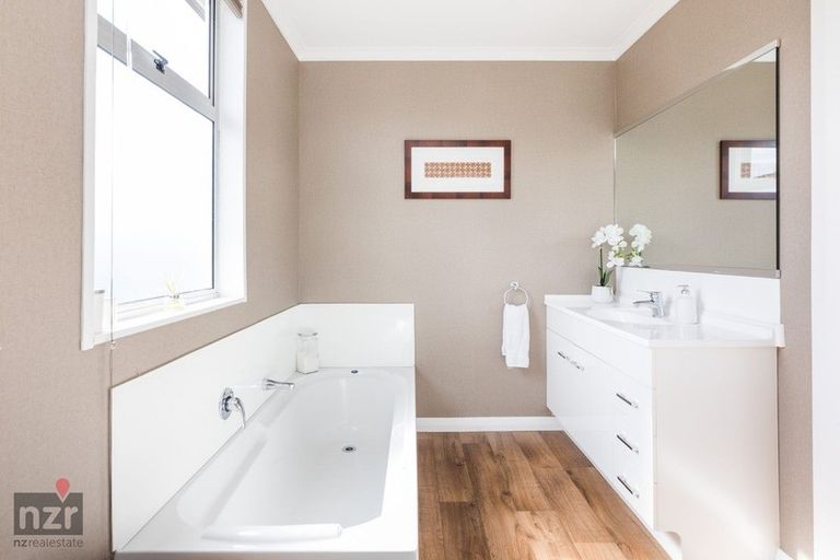 Photo of property in 18 Queen Street, Feilding, 4702