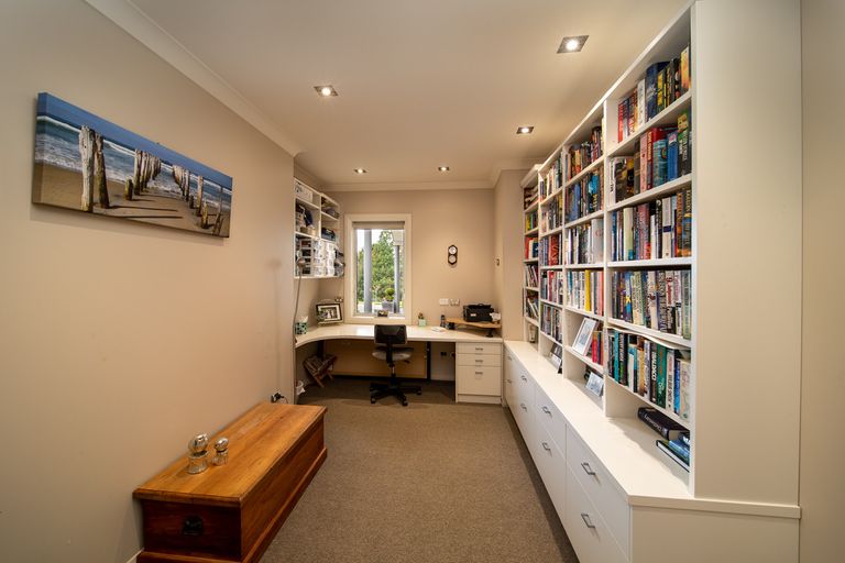 Photo of property in 60 Gilligans Gully Road, Alexandra, 9320