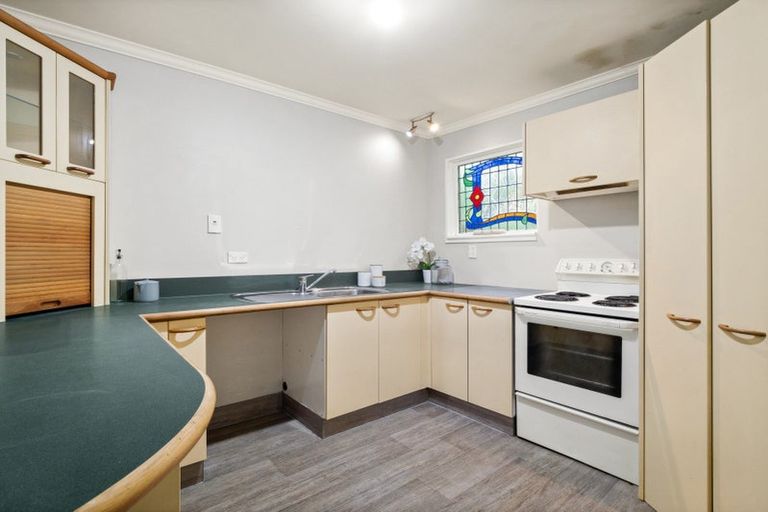 Photo of property in 112 Glen Road, The Glen, Dunedin, 9011