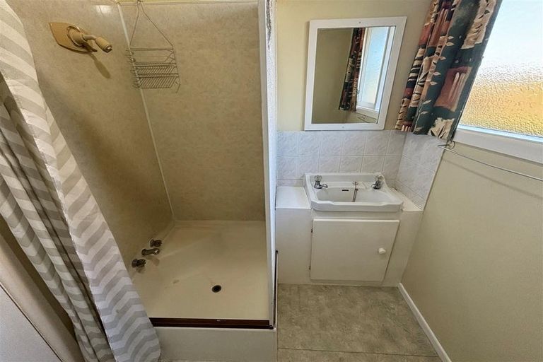 Photo of property in 15c Wingrove Road, Owhata, Rotorua, 3010