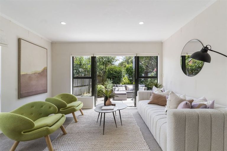 Photo of property in 77 Cook Street, Howick, Auckland, 2014