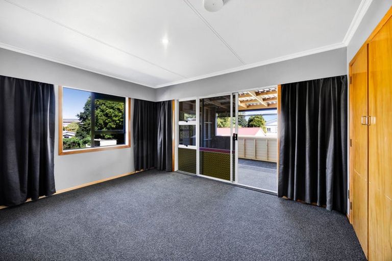 Photo of property in 61 Stanners Street, Eltham, 4322