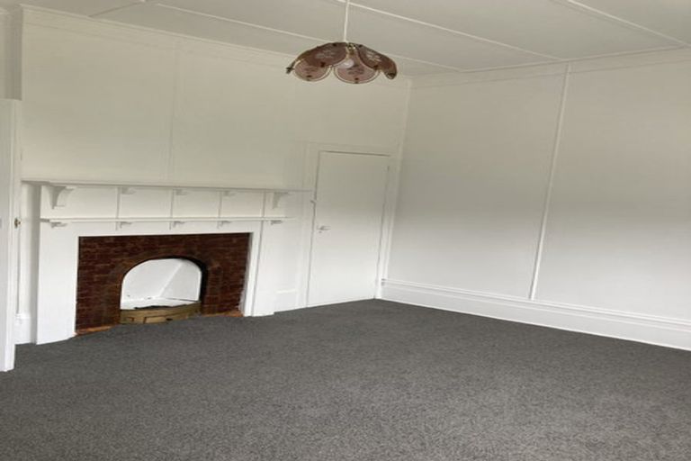 Photo of property in 20 Macdonald Crescent, Te Aro, Wellington, 6011