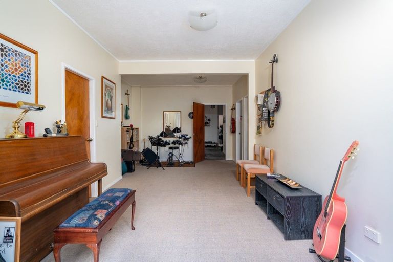 Photo of property in 2/67 Chesham Avenue, Waipahihi, Taupo, 3330