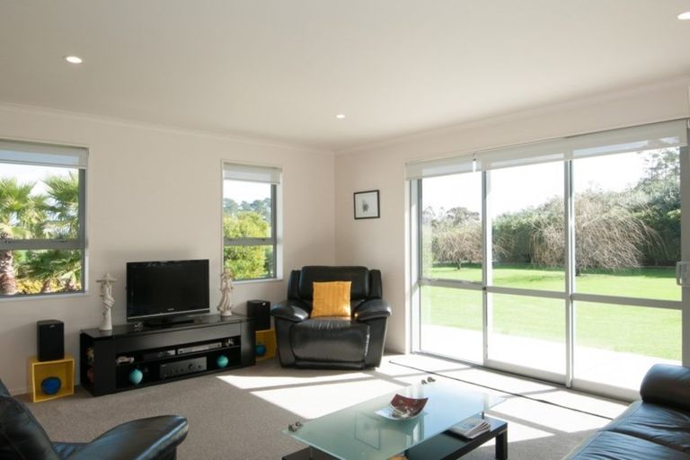 Photo of property in 1 Seascape Crescent, Waipu, 0582
