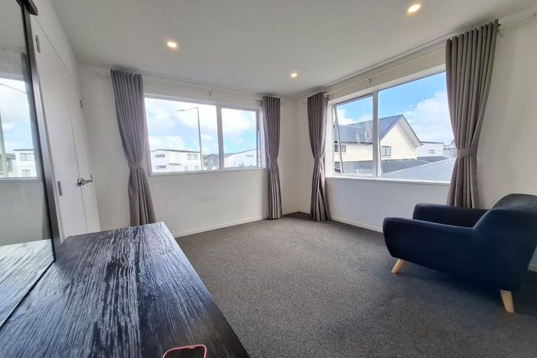 Photo of property in 27c Westgate Drive, Westgate, Auckland, 0614
