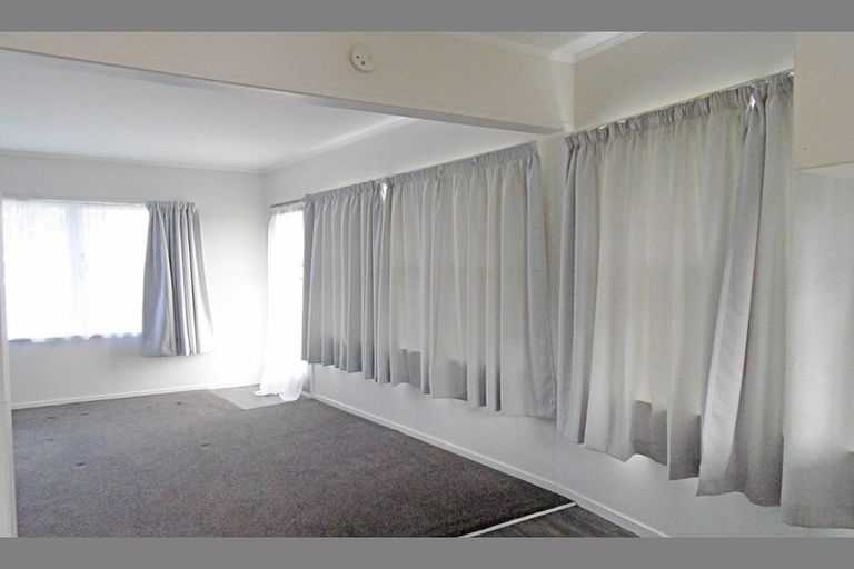 Photo of property in 5/9 South Street, Papakura, 2110