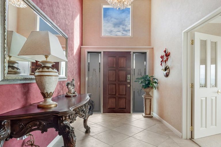 Photo of property in 26 Stevenson Way, Cockle Bay, Auckland, 2014