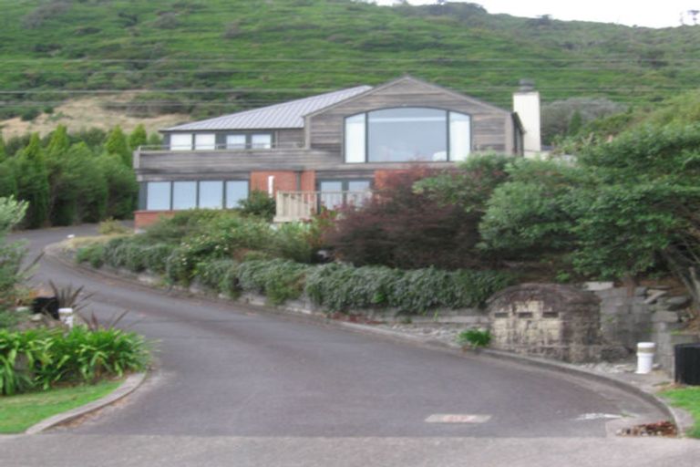 Photo of property in 57b Kotare Street, Waikanae, 5036