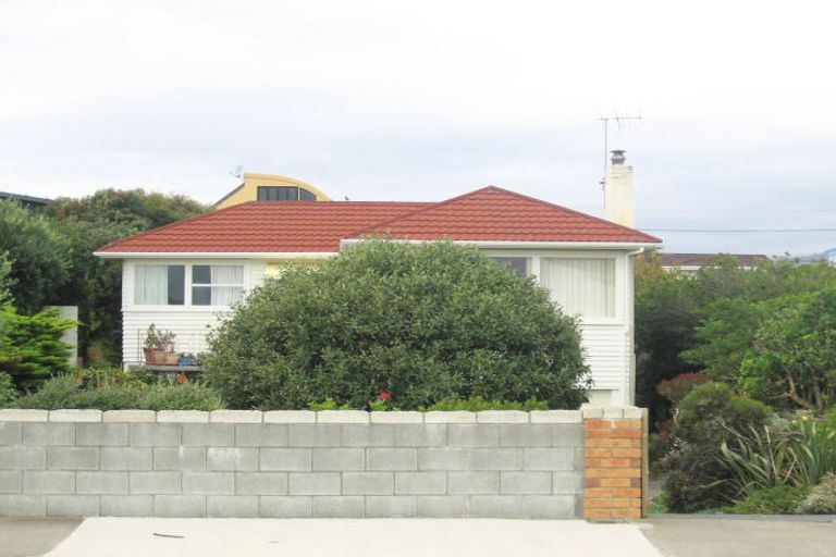 Photo of property in 78 Marine Parade, Paraparaumu Beach, Paraparaumu, 5032