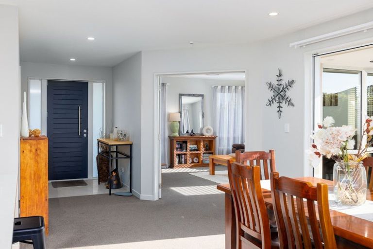 Photo of property in 26 Pegasus Main Street, Pegasus, 7612