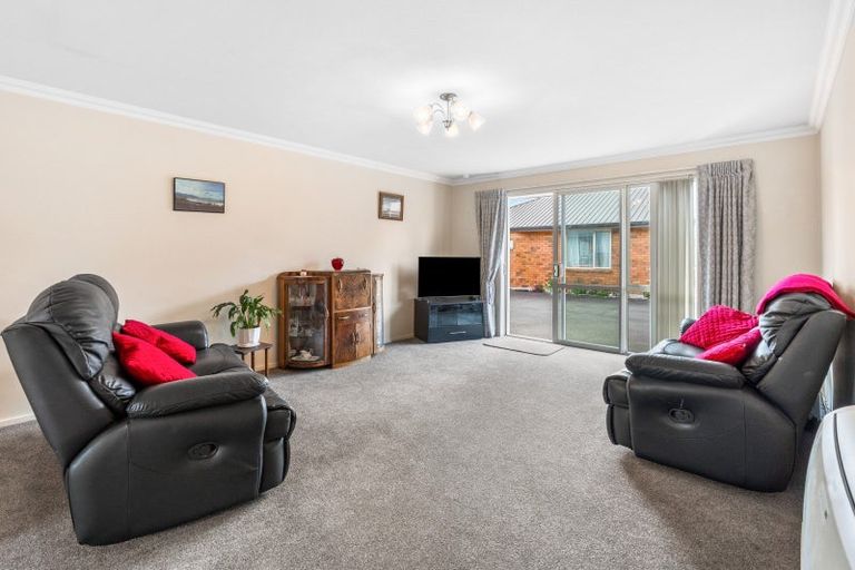 Photo of property in 5/4 Reid Avenue, Mosgiel, 9024
