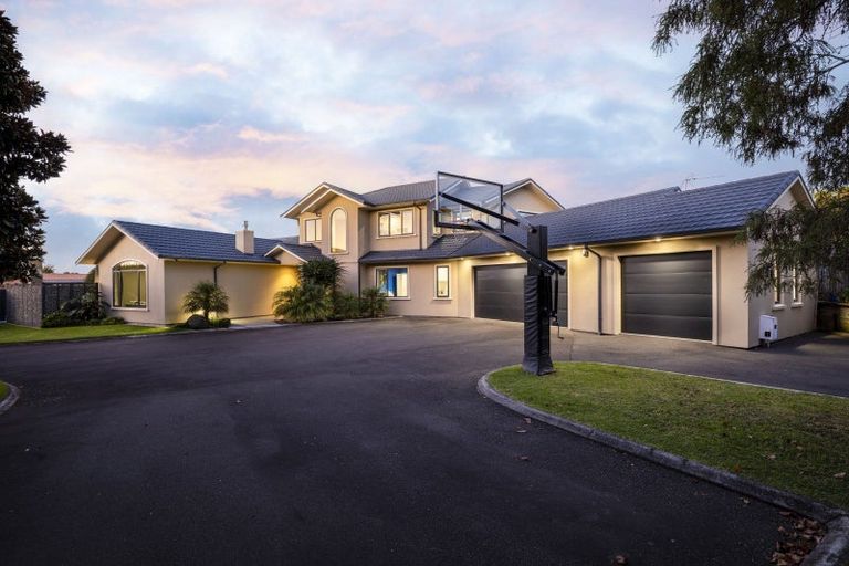 Photo of property in 49 Shelter Grove, Frankleigh Park, New Plymouth, 4310
