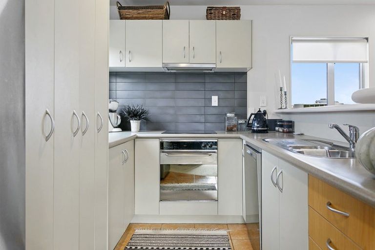 Photo of property in 9/208 Lake Terrace, Hilltop, Taupo, 3330