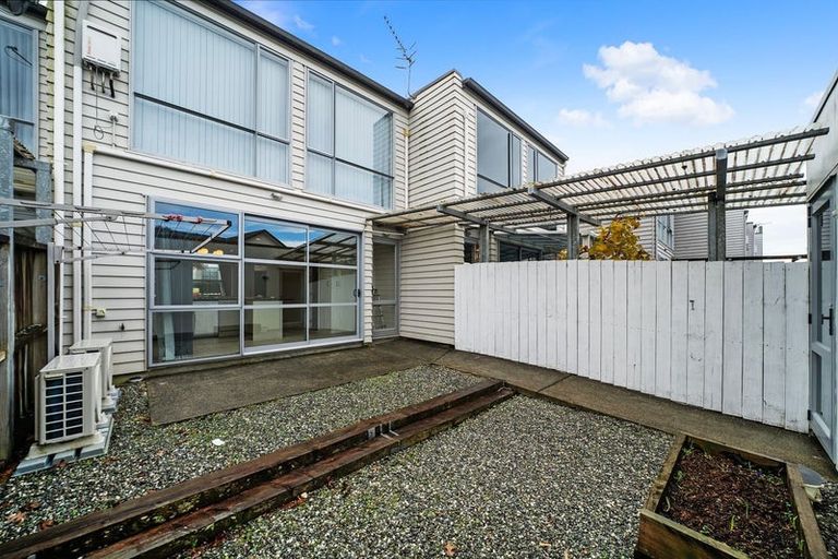 Photo of property in 42 Kauri Drive, Takanini, 2112