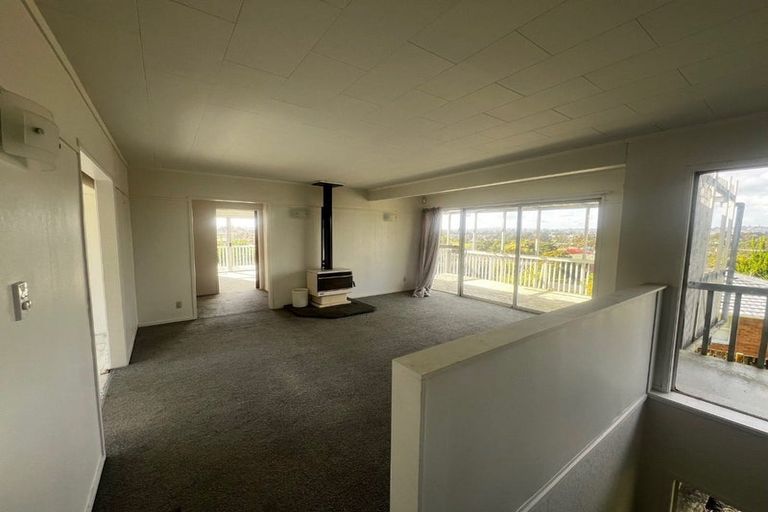 Photo of property in 279 Pakuranga Road, Pakuranga Heights, Auckland, 2010