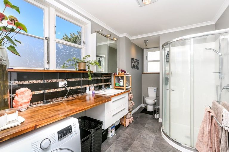 Photo of property in 11 Tothill Street, Frankleigh Park, New Plymouth, 4310