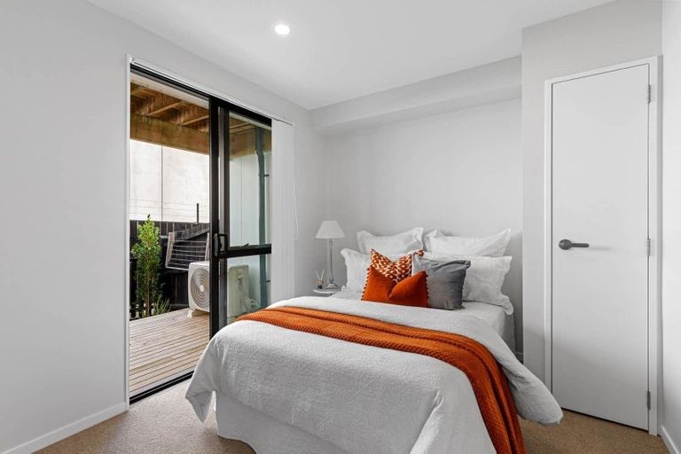 Photo of property in 6 Hinonga Loop, Silverdale, 0932