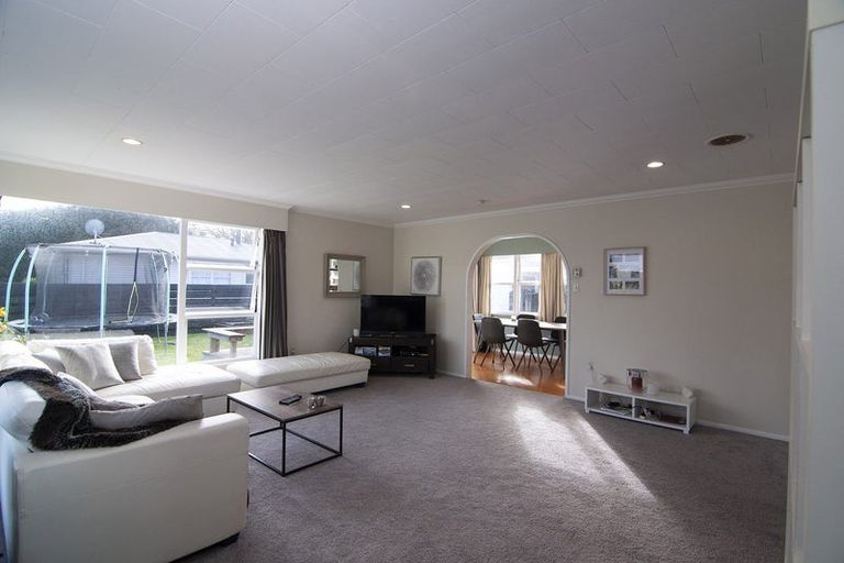 Photo of property in 88 Morrow Avenue, St Andrews, Hamilton, 3200