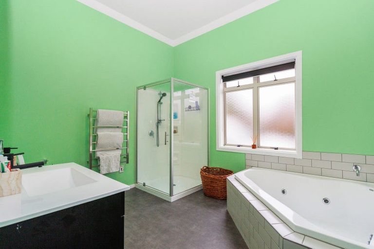 Photo of property in 841 Heaphy Terrace, Claudelands, Hamilton, 3214