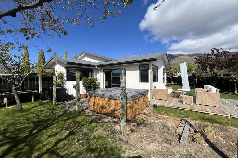 Photo of property in 5 Willowridge, Wanaka, 9305