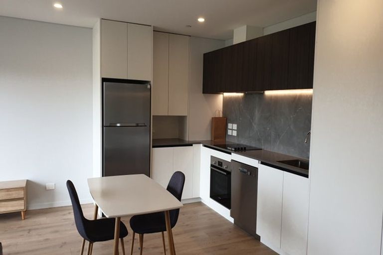 Photo of property in 302/3 Kaipiho Lane, Albany, Auckland, 0632