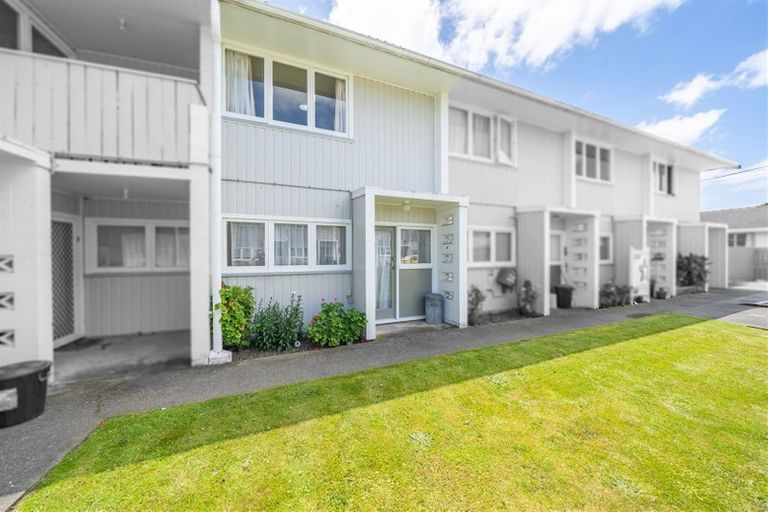 Photo of property in 4/6-8 Keys Street, Elderslea, Upper Hutt, 5018