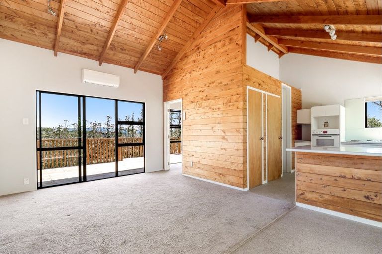 Photo of property in 30 Mahurangi East Road, Snells Beach, 0982