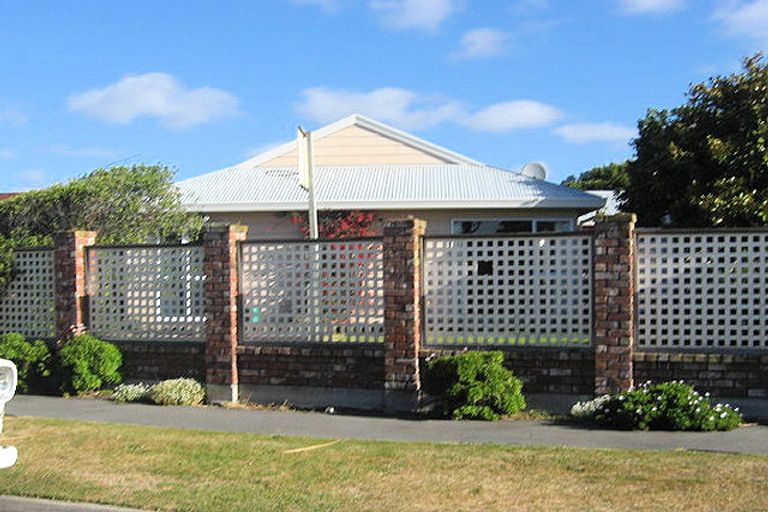 Photo of property in 4 Mermaid Place, Southshore, Christchurch, 8062