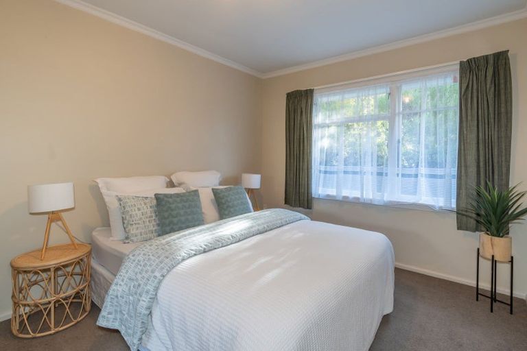 Photo of property in 1/32 Taupata Street, Redcliffs, Christchurch, 8081