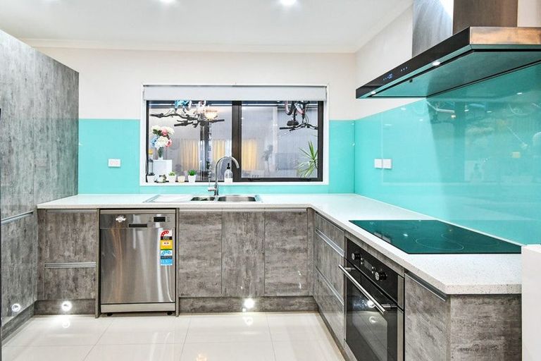 Photo of property in 3/15 Lipscombe Avenue, Papatoetoe, Auckland, 2025