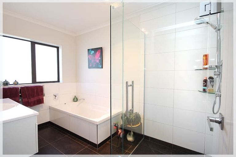 Photo of property in 30a Cook Street, Foxton, 4814