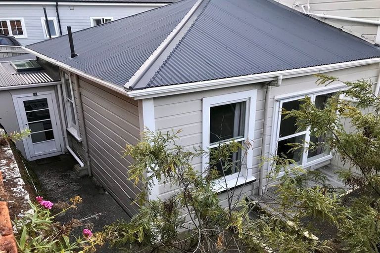 Photo of property in 111 Austin Street, Mount Victoria, Wellington, 6011