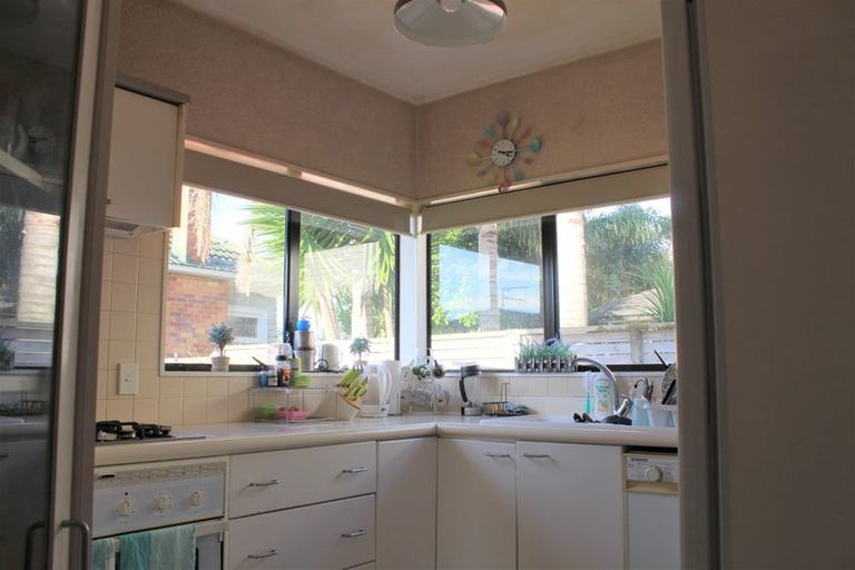 Photo of property in 2/16 Philip Street, Papatoetoe, Auckland, 2025