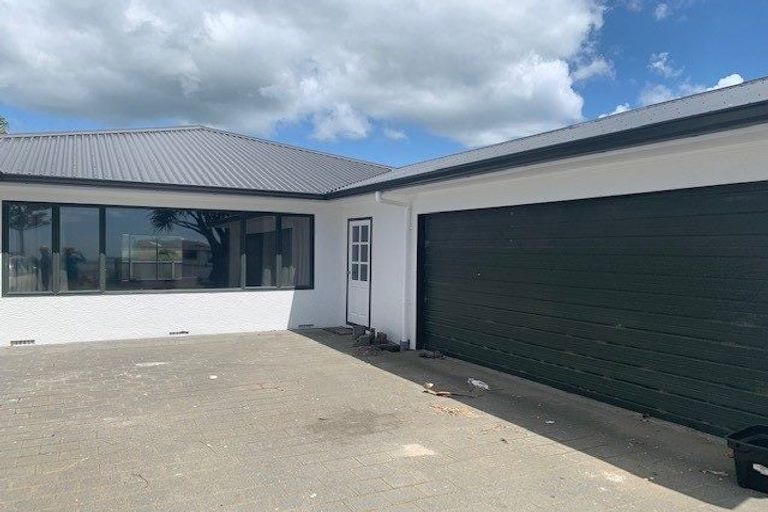 Photo of property in 69 The Esplanade, Westshore, Napier, 4110