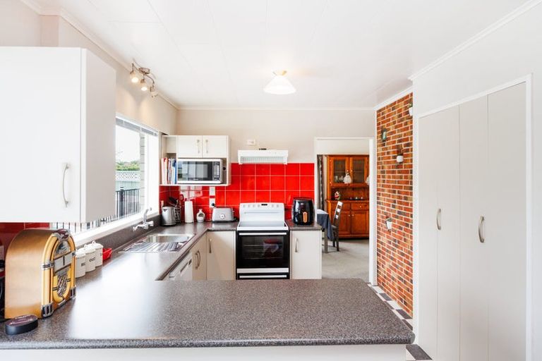 Photo of property in 125 Tutaki Road, Kelvin Grove, Palmerston North, 4470