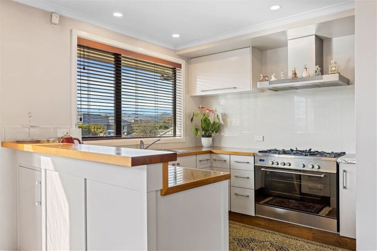 Photo of property in 23 Aileen Place, Upper Riccarton, Christchurch, 8041