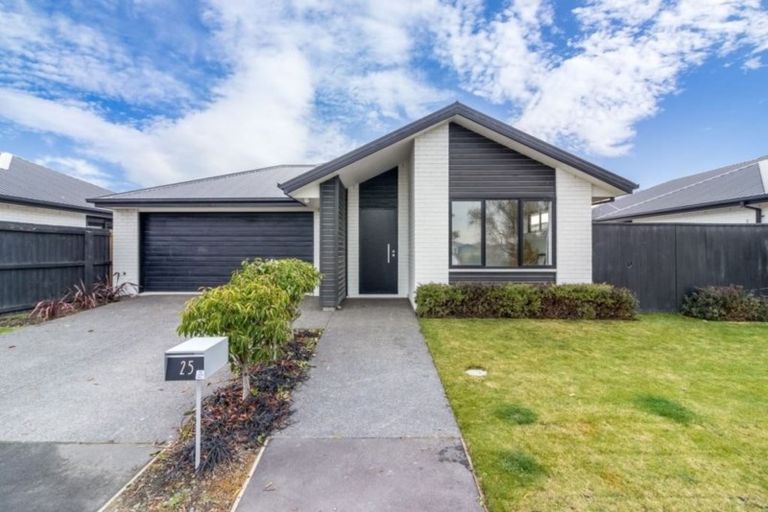 Photo of property in 25 William Nicholls Drive, Belfast, Christchurch, 8051