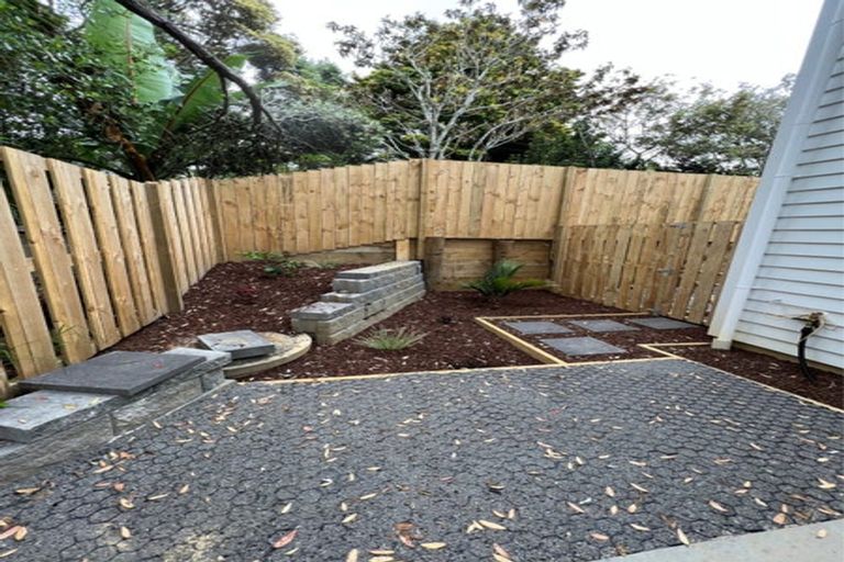 Photo of property in 37d Matipo Road, Mairangi Bay, Auckland, 0630