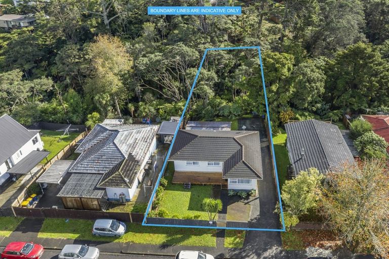 Photo of property in 72 Helena Street, Massey, Auckland, 0614