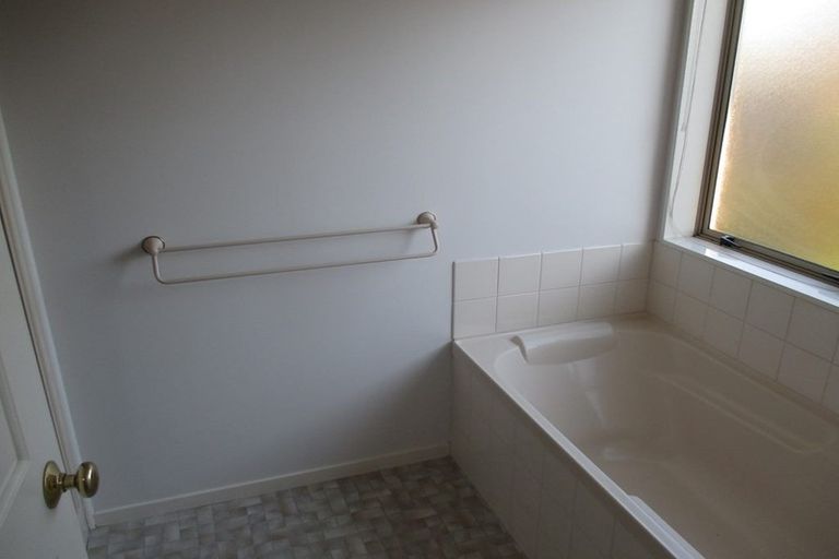 Photo of property in 75 Discovery Drive, Flagstaff, Hamilton, 3210