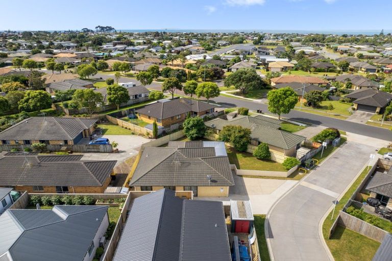 Photo of property in 2 Maara Close, Papamoa Beach, Papamoa, 3118