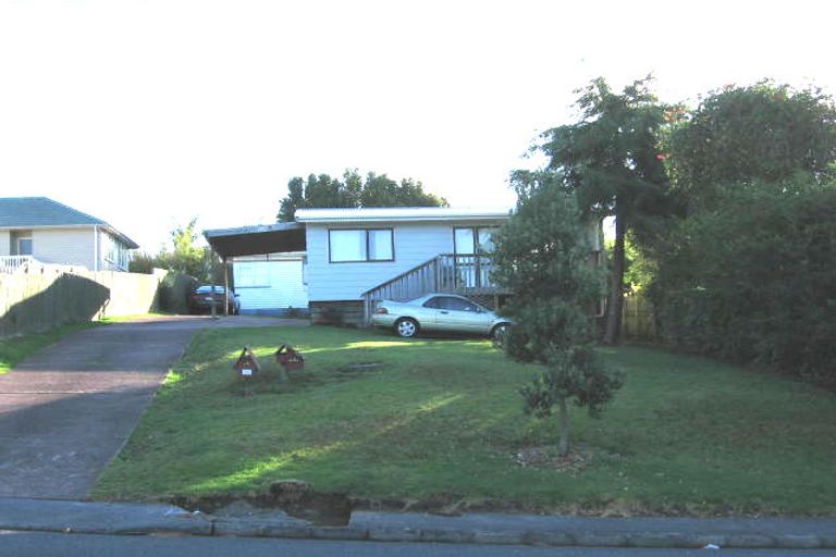 Photo of property in 43 Sunnyside Road, Sunnyvale, Auckland, 0612