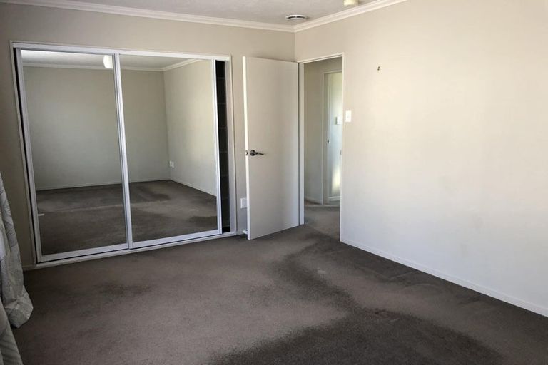 Photo of property in 15 Fenchurch Grove, Stokes Valley, Lower Hutt, 5019